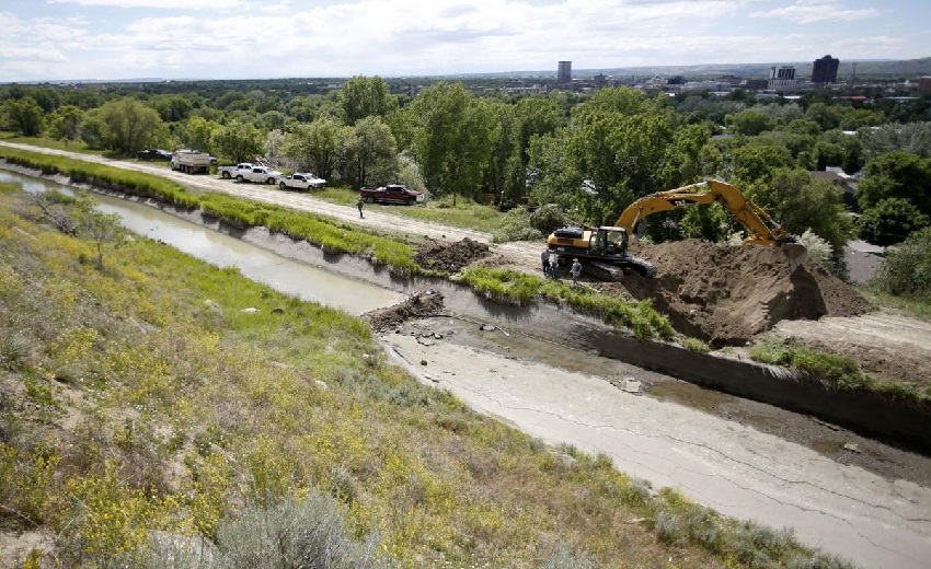 Billings residents asked to evacuate due to overflow from canal