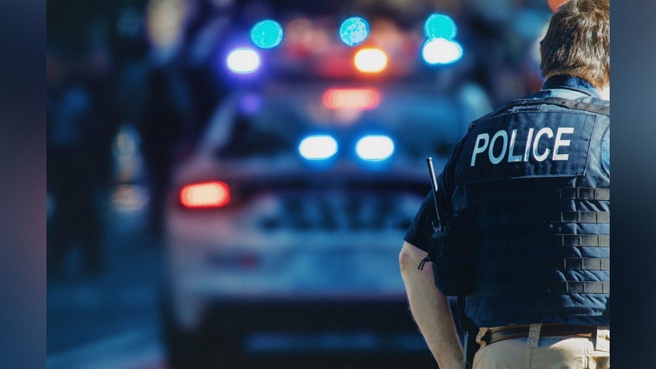 Man arrested after threatening to kill co-workers